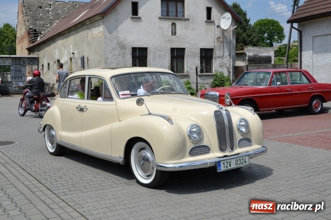 Zdjęcie w galerii na portalu naszraciborz.pl: Oldtimery w Bieńkowicach. Zobacz piękne auta i motocykle  wiadomości z regionu