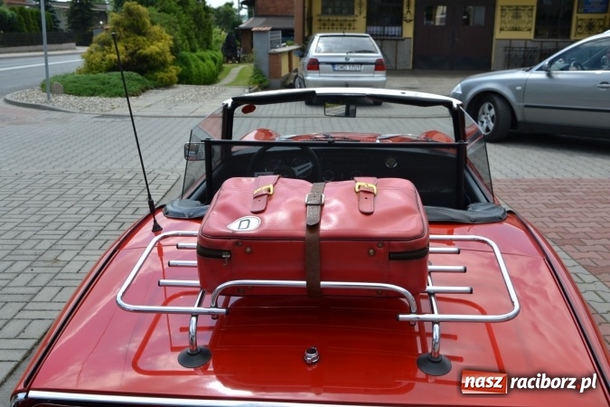 Zdjęcie w galerii na portalu naszraciborz.pl: Oldtimery w Bieńkowicach. Zobacz piękne auta i motocykle  wiadomości z regionu