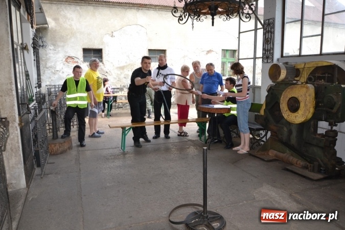 Zdjęcie w galerii na portalu naszraciborz.pl: Oldtimery w Bieńkowicach. Zobacz piękne auta i motocykle  wiadomości z regionu