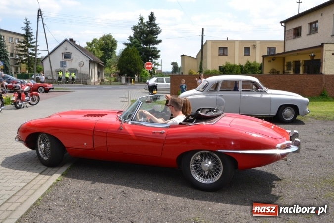 Zdjęcie w galerii na portalu naszraciborz.pl: Oldtimery w Bieńkowicach. Zobacz piękne auta i motocykle  wiadomości z regionu
