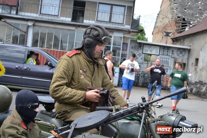 Zdjęcie w galerii na portalu naszraciborz.pl: Oldtimery w Bieńkowicach. Zobacz piękne auta i motocykle  wiadomości z regionu
