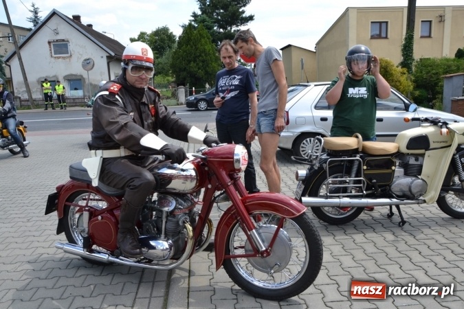 Zdjęcie w galerii na portalu naszraciborz.pl: Oldtimery w Bieńkowicach. Zobacz piękne auta i motocykle  wiadomości z regionu