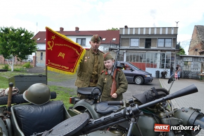 Zdjęcie w galerii na portalu naszraciborz.pl: Oldtimery w Bieńkowicach. Zobacz piękne auta i motocykle  wiadomości z regionu