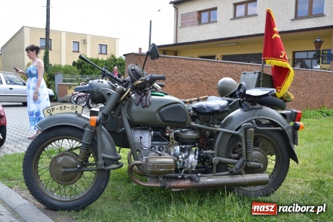 Zdjęcie w galerii na portalu naszraciborz.pl: Oldtimery w Bieńkowicach. Zobacz piękne auta i motocykle  wiadomości z regionu