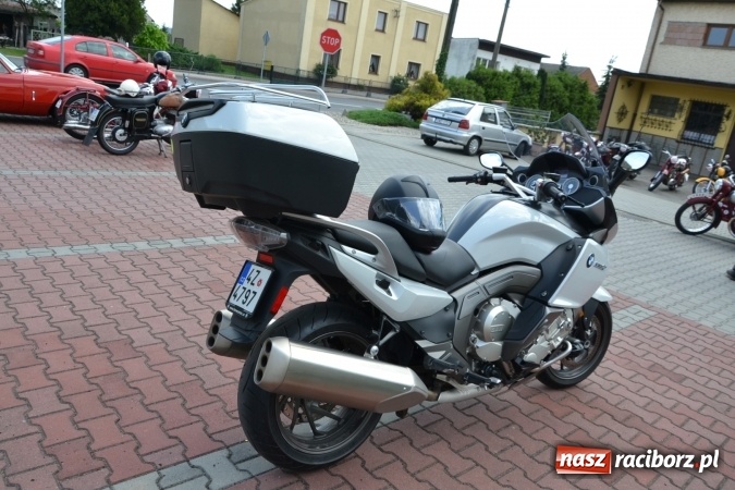 Zdjęcie w galerii na portalu naszraciborz.pl: Oldtimery w Bieńkowicach. Zobacz piękne auta i motocykle  wiadomości z regionu