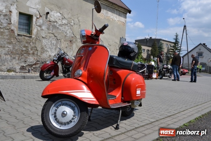 Zdjęcie w galerii na portalu naszraciborz.pl: Oldtimery w Bieńkowicach. Zobacz piękne auta i motocykle  wiadomości z regionu