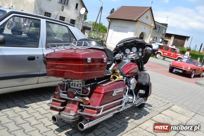 Zdjęcie w galerii na portalu naszraciborz.pl: Oldtimery w Bieńkowicach. Zobacz piękne auta i motocykle  wiadomości z regionu