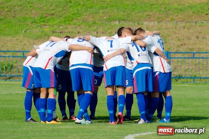 Zdjęcie w galerii na portalu naszraciborz.pl: Unia nadal zagrożona. Remis z mistrzem IV ligi po słabym spotkaniu wiadomości z regionu