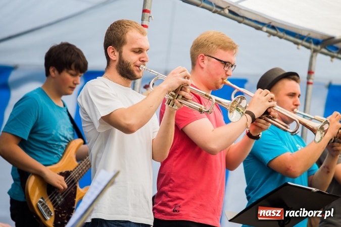Zdjęcie w galerii na portalu naszraciborz.pl: Muzyczny Festyn Rodzinny w Państwowej Szkole Muzycznej wiadomości z regionu