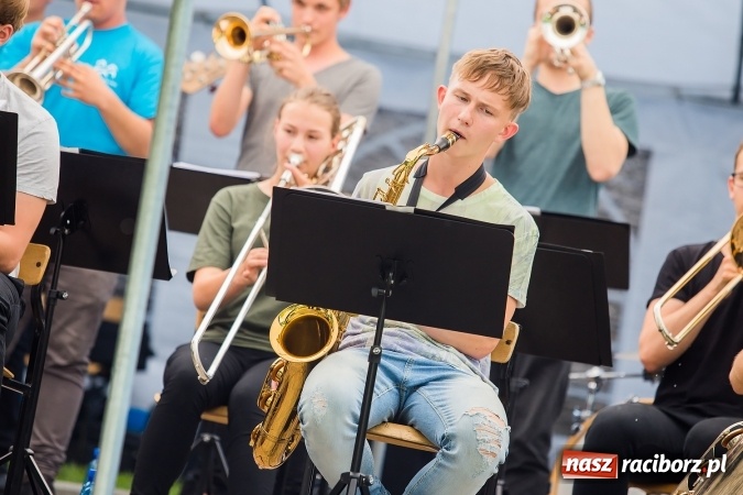Zdjęcie w galerii na portalu naszraciborz.pl: Muzyczny Festyn Rodzinny w Państwowej Szkole Muzycznej wiadomości z regionu