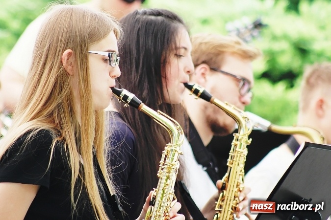 Zdjęcie w galerii na portalu naszraciborz.pl: Muzyczny Festyn Rodzinny w Państwowej Szkole Muzycznej wiadomości z regionu