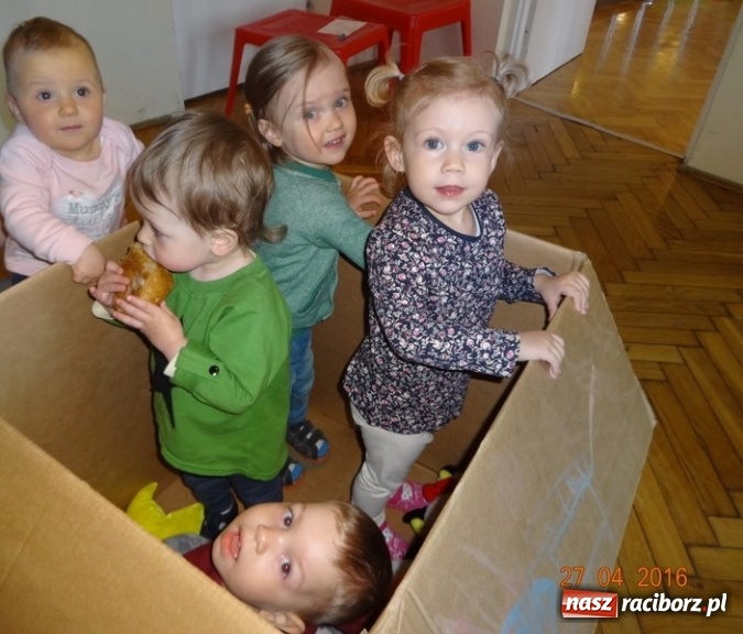 Zdjęcie w galerii na portalu naszraciborz.pl: Maluchy z Fiku-miku już na wakacjach  wiadomości z regionu