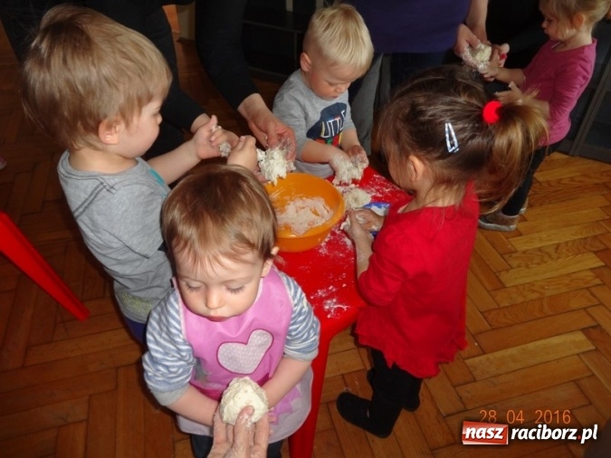 Zdjęcie w galerii na portalu naszraciborz.pl: Maluchy z Fiku-miku już na wakacjach  wiadomości z regionu