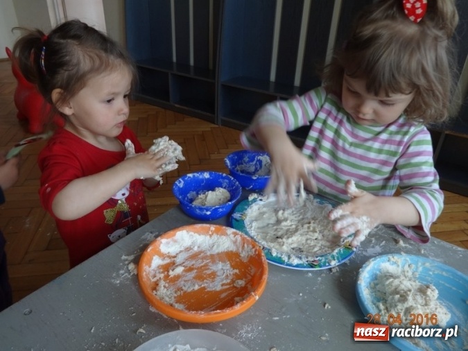 Zdjęcie w galerii na portalu naszraciborz.pl: Maluchy z Fiku-miku już na wakacjach  wiadomości z regionu