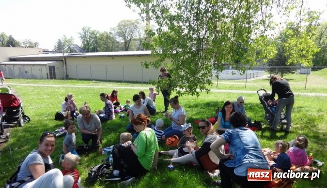 Zdjęcie w galerii na portalu naszraciborz.pl: Maluchy z Fiku-miku już na wakacjach  wiadomości z regionu