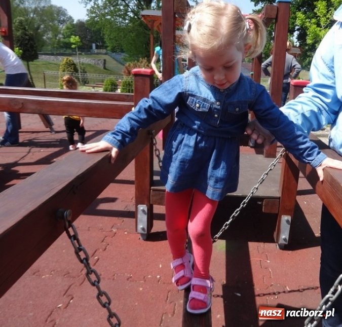 Zdjęcie w galerii na portalu naszraciborz.pl: Maluchy z Fiku-miku już na wakacjach  wiadomości z regionu