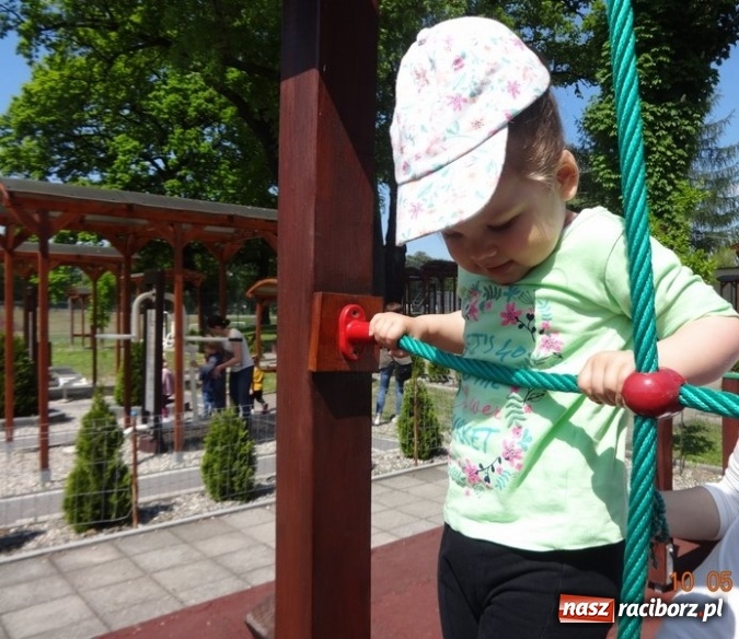 Zdjęcie w galerii na portalu naszraciborz.pl: Maluchy z Fiku-miku już na wakacjach  wiadomości z regionu