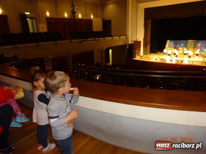 Zdjęcie w galerii na portalu naszraciborz.pl: Maluchy z Fiku-miku już na wakacjach  wiadomości z regionu