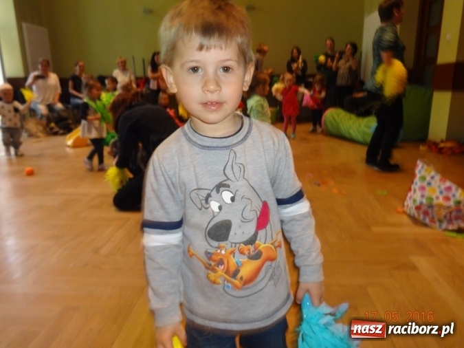 Zdjęcie w galerii na portalu naszraciborz.pl: Maluchy z Fiku-miku już na wakacjach  wiadomości z regionu