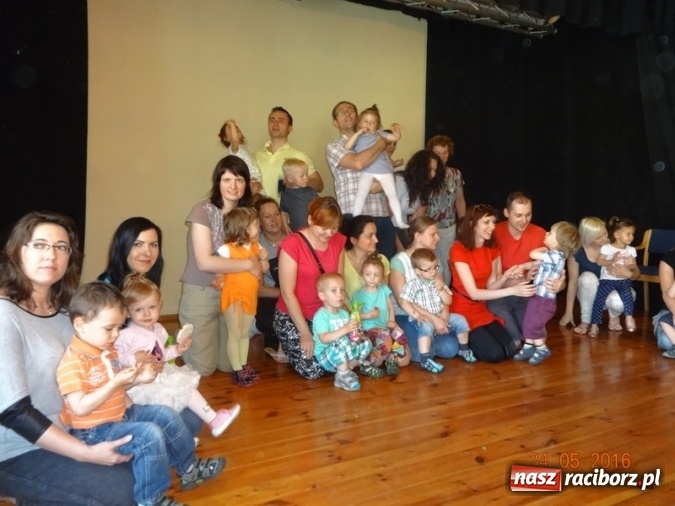 Zdjęcie w galerii na portalu naszraciborz.pl: Maluchy z Fiku-miku już na wakacjach  wiadomości z regionu