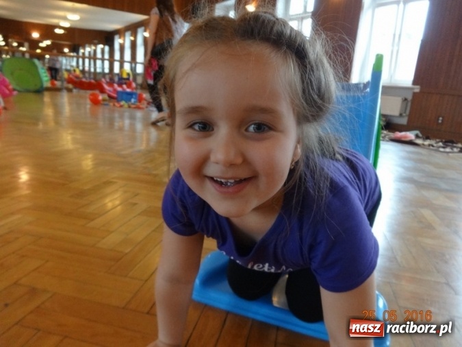 Zdjęcie w galerii na portalu naszraciborz.pl: Maluchy z Fiku-miku już na wakacjach  wiadomości z regionu