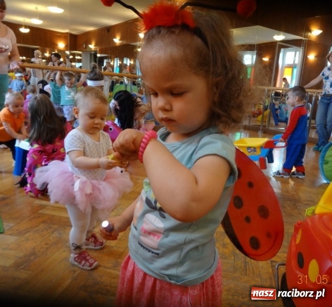 Zdjęcie w galerii na portalu naszraciborz.pl: Maluchy z Fiku-miku już na wakacjach  wiadomości z regionu