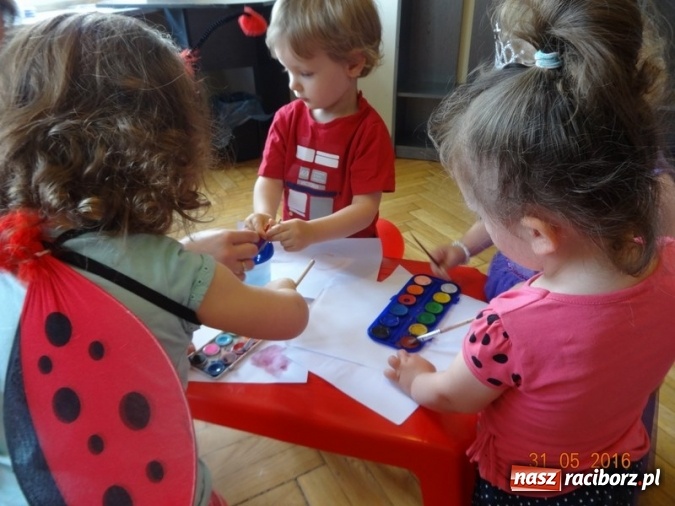 Zdjęcie w galerii na portalu naszraciborz.pl: Maluchy z Fiku-miku już na wakacjach  wiadomości z regionu