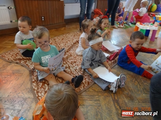 Zdjęcie w galerii na portalu naszraciborz.pl: Maluchy z Fiku-miku już na wakacjach  wiadomości z regionu