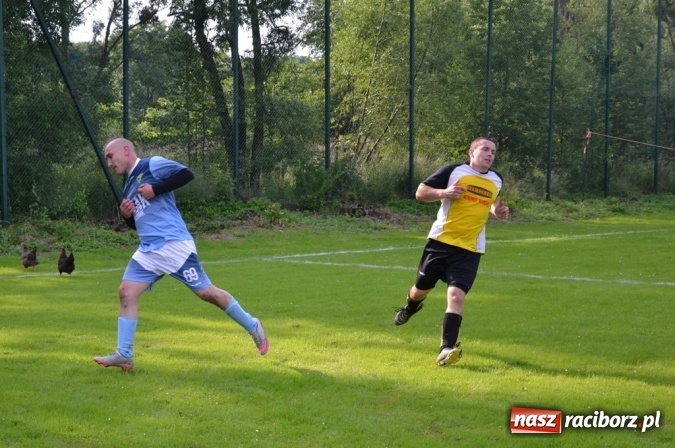 Zdjęcie w galerii na portalu naszraciborz.pl:  Rudnik kontra Jankowice, czyli arbiter i kury w roli głównej  wiadomości z regionu