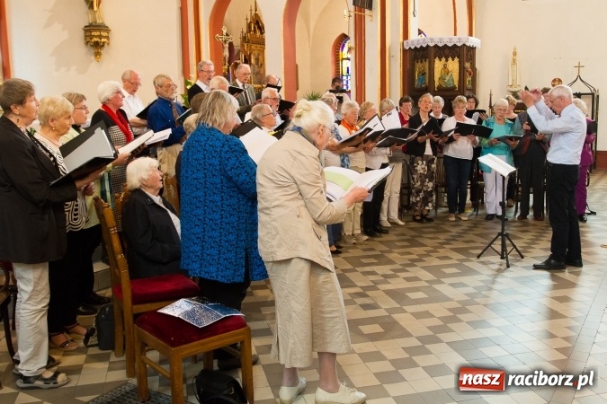 Zdjęcie w galerii na portalu naszraciborz.pl: W Łubowicach powiało romantyzmem  wiadomości z regionu
