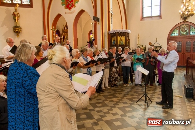 Zdjęcie w galerii na portalu naszraciborz.pl: W Łubowicach powiało romantyzmem  wiadomości z regionu