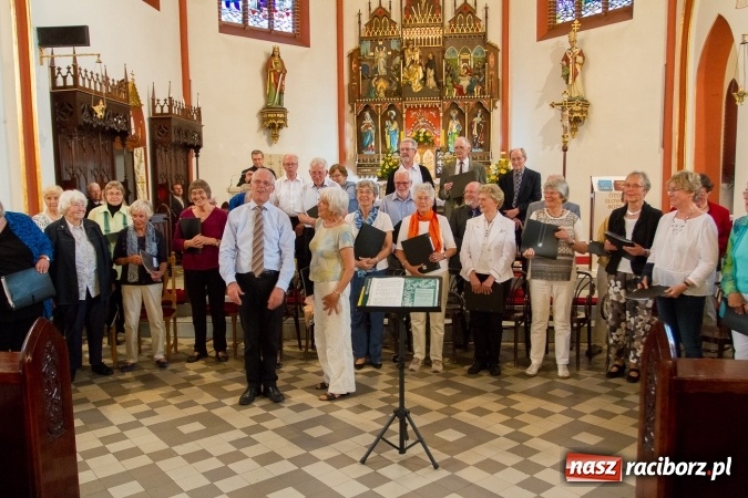 Zdjęcie w galerii na portalu naszraciborz.pl: W Łubowicach powiało romantyzmem  wiadomości z regionu