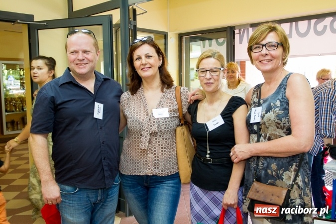 Zdjęcie w galerii na portalu naszraciborz.pl: Chwile wspomnień i łzy wzruszeń - rudnicka szkoła ma 50 lat  wiadomości z regionu