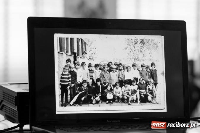 Zdjęcie w galerii na portalu naszraciborz.pl: Chwile wspomnień i łzy wzruszeń - rudnicka szkoła ma 50 lat  wiadomości z regionu