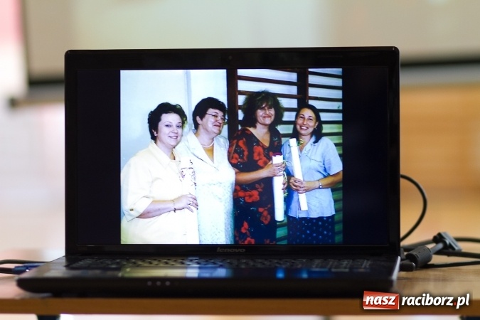 Zdjęcie w galerii na portalu naszraciborz.pl: Chwile wspomnień i łzy wzruszeń - rudnicka szkoła ma 50 lat  wiadomości z regionu