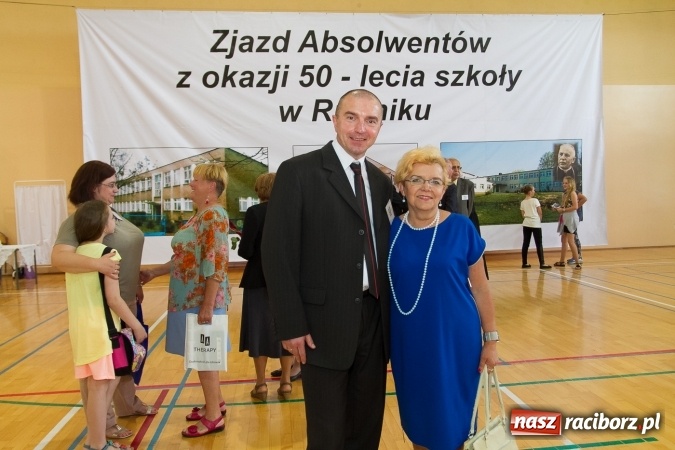 Zdjęcie w galerii na portalu naszraciborz.pl: Chwile wspomnień i łzy wzruszeń - rudnicka szkoła ma 50 lat  wiadomości z regionu