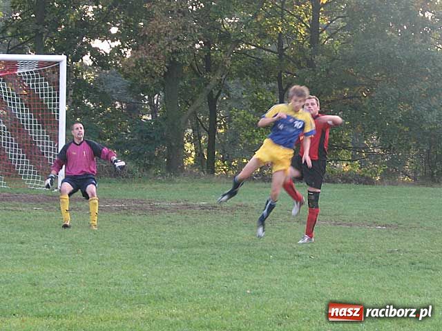 Zdjęcie w galerii na portalu naszraciborz.pl: Klasa B: Babice-Pietraszyn, czyli dosadny sędzia wiadomości z regionu