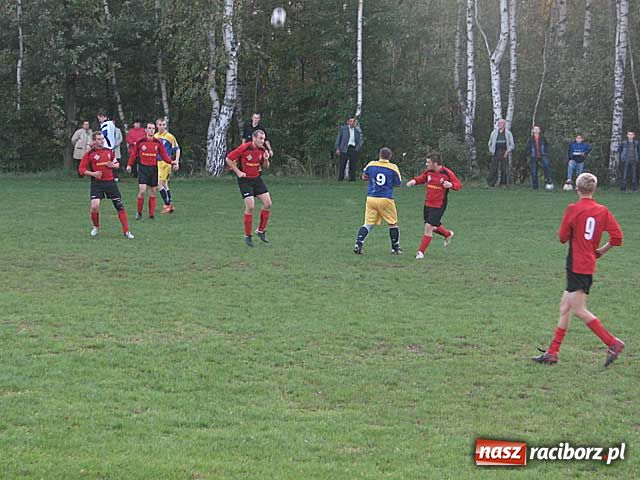 Zdjęcie w galerii na portalu naszraciborz.pl: Klasa B: Babice-Pietraszyn, czyli dosadny sędzia wiadomości z regionu
