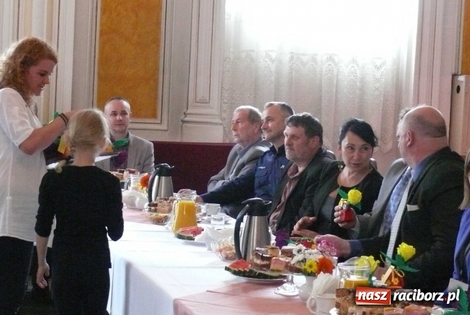 Zdjęcie w galerii na portalu naszraciborz.pl: Trzysta balonów z dziecięcymi marzeniami  wiadomości z regionu