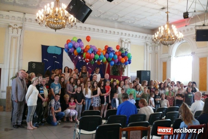 Zdjęcie w galerii na portalu naszraciborz.pl: Trzysta balonów z dziecięcymi marzeniami  wiadomości z regionu