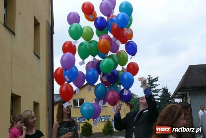 Zdjęcie w galerii na portalu naszraciborz.pl: Trzysta balonów z dziecięcymi marzeniami  wiadomości z regionu