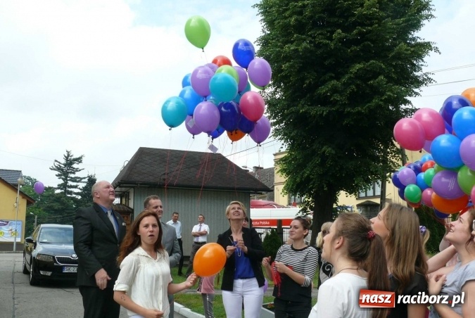 Zdjęcie w galerii na portalu naszraciborz.pl: Trzysta balonów z dziecięcymi marzeniami  wiadomości z regionu