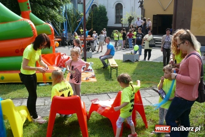 Zdjęcie w galerii na portalu naszraciborz.pl: Trzysta balonów z dziecięcymi marzeniami  wiadomości z regionu