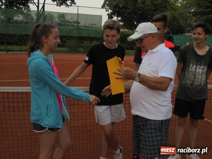 Zdjęcie w galerii na portalu naszraciborz.pl: Turniej tenisowy z okazji Dnia Dziecka wiadomości z regionu