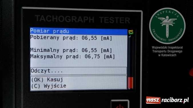 Zdjęcie w galerii na portalu naszraciborz.pl: Grecki pojazd jak z Hollywood. Pomylił drogę z planem filmowym wiadomości z regionu