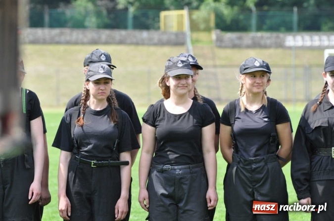 Zdjęcie w galerii na portalu naszraciborz.pl: Strażacy ochotnicy z Raciborza rywalizują na stadionie OSiR. Stawką Puchar Prezydenta wiadomości z regionu