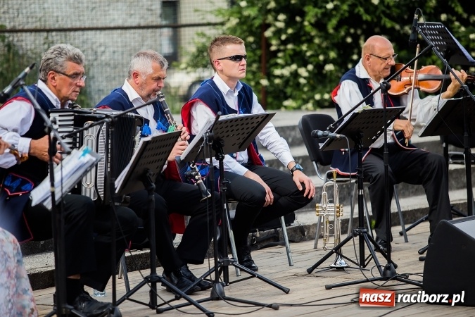 Zdjęcie w galerii na portalu naszraciborz.pl: Piknik rodzinny z Raciborskim Centrum Kultury wiadomości z regionu
