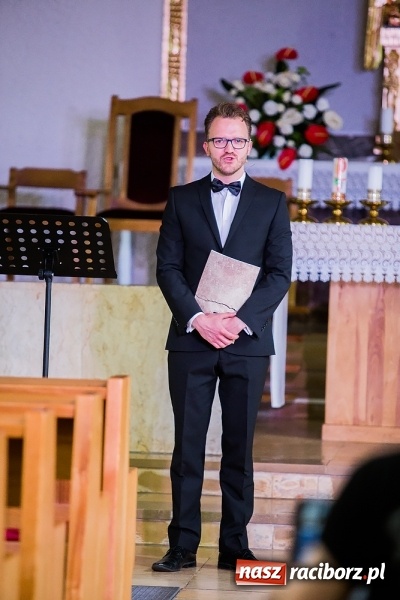 Zdjęcie w galerii na portalu naszraciborz.pl: 1050-lecie Chrztu Polski. Spektakl słowno - muzyczny w kościele św. J&oacute;zefa wiadomości z regionu