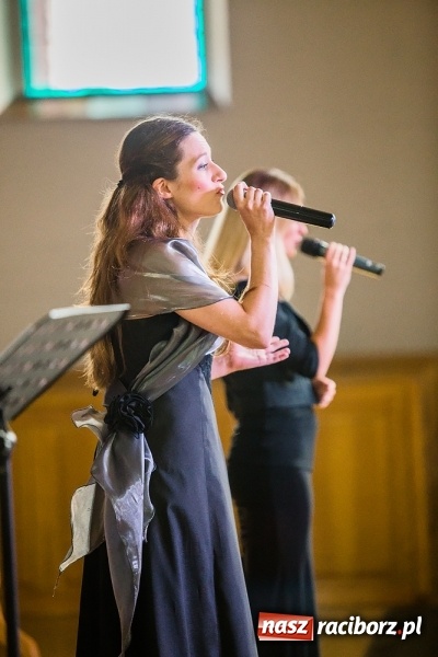Zdjęcie w galerii na portalu naszraciborz.pl: 1050-lecie Chrztu Polski. Spektakl słowno - muzyczny w kościele św. J&oacute;zefa wiadomości z regionu