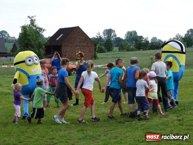Zdjęcie w galerii na portalu naszraciborz.pl: W Rzuchowie hucznie obchodzili Dzień Dziecka wiadomości z regionu